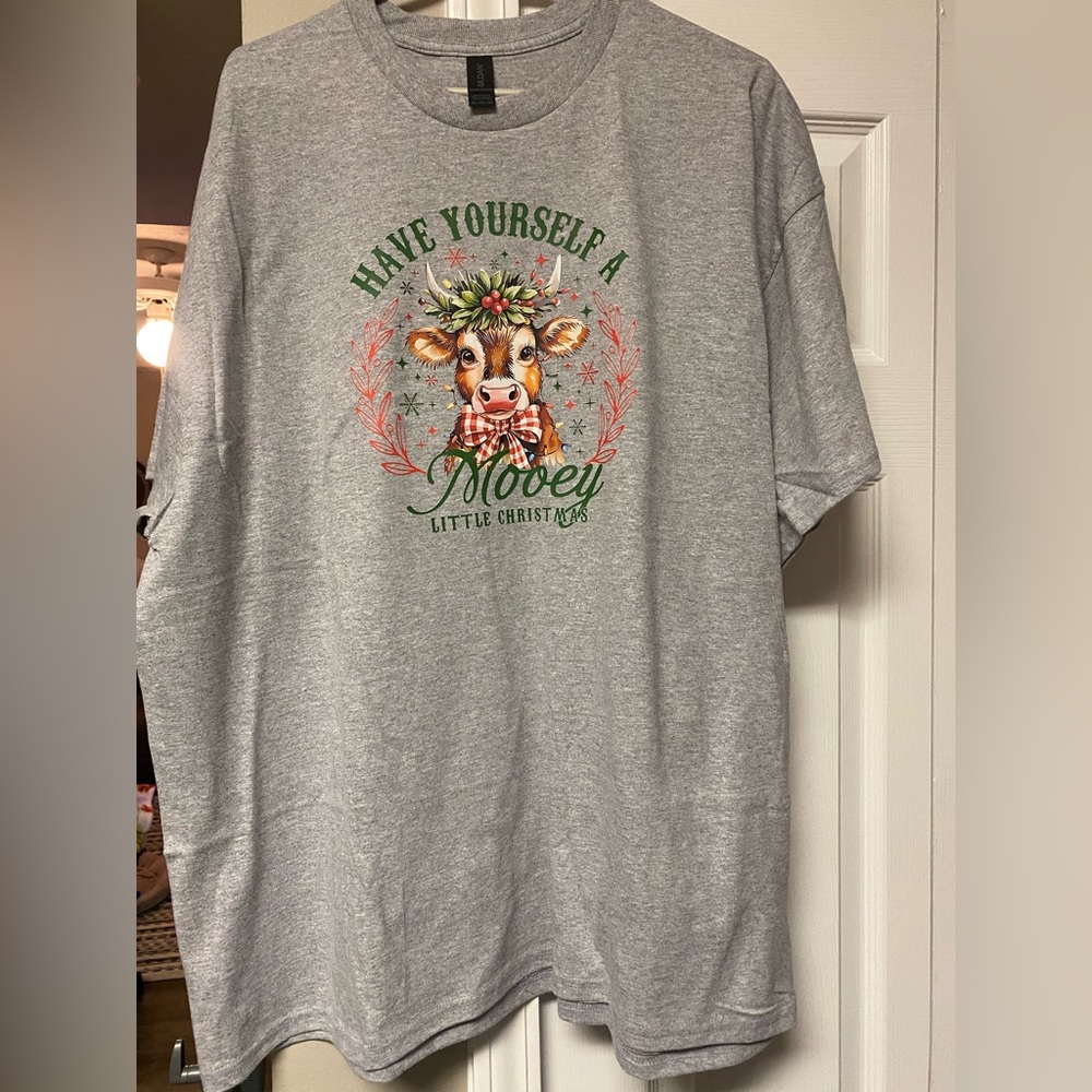 Gray Christmas Cow T-Shirt